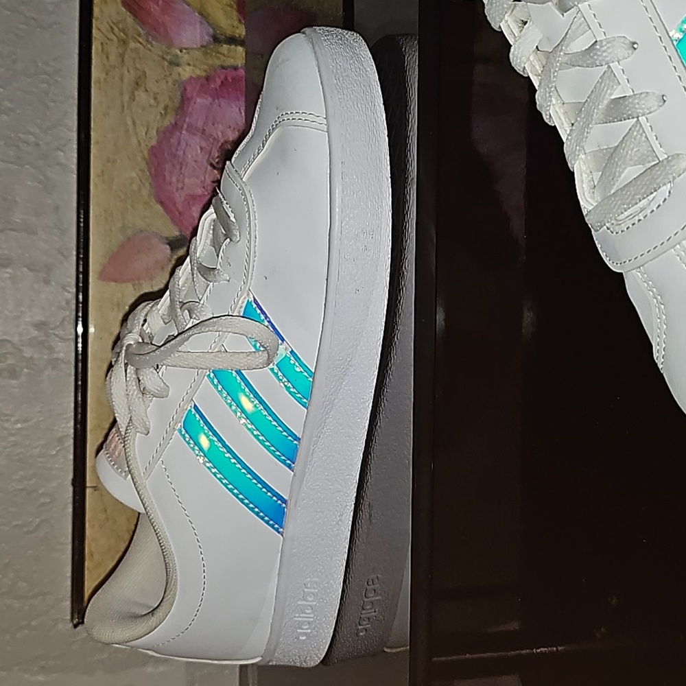 Adidas white Grand Court sneakers youth size 6 - Picture 3 of 11
